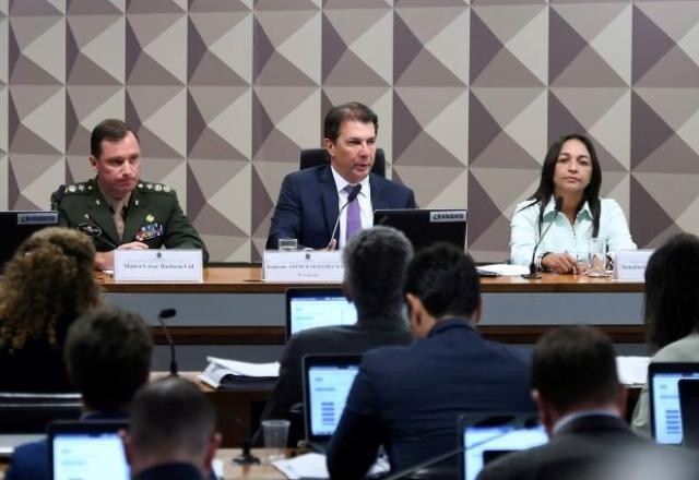 Imagem da noticia CPMI do 8/1 usou sigilos de 130 investigados por atos golpistas