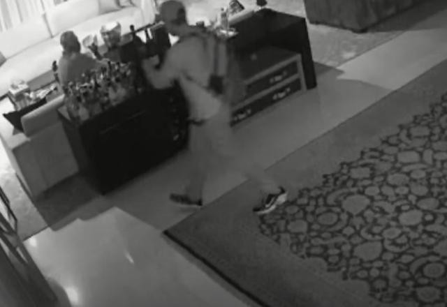 Imagem da noticia Criminosos fazem crianças reféns em assalto à mansão em São Paulo