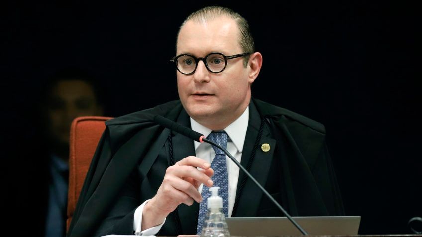 Imagem da noticia Zanin atende pedido por acordo e prorroga a desoneração na folha por 60 dias