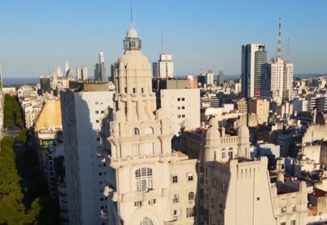 Imagem da noticia Cúpulas de Buenos Aires: beleza arquitetônica faz parte da história da capital argentina