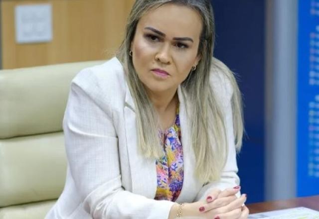 Imagem da noticia Na berlinda, ministra Daniela Carneiro diz estar à disposição de Lula