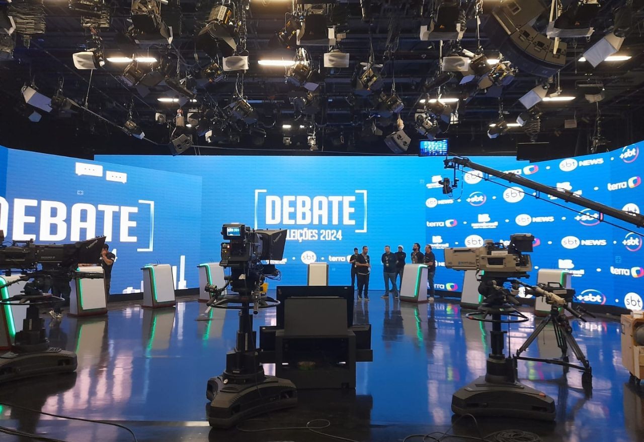 Imagem da noticia Debate do SBT: Datena e Marçal ficam do mesmo lado do estúdio; saiba os bastidores