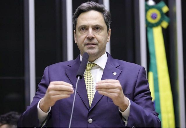 Imagem da noticia Relator apresenta parecer favorável à proposta que permite ao Congresso suspender decisões do STF