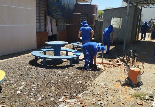 Imagem da noticia Detentos ajudam na reconstrução de escolas afetadas por tornado no Paraná