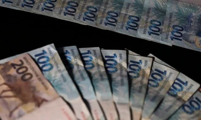 Imagem da noticia Juros do consignado do INSS sobem para 1,8% ao mês