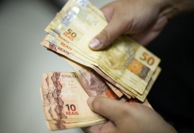 Imagem da noticia Auxílio Brasil de R$ 600 e Vale-Gás começam a ser pagos nesta 3ª feira