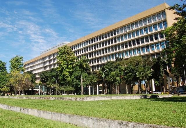 Imagem da noticia UFRJ pode fechar por falta de dinheiro para pagar contas