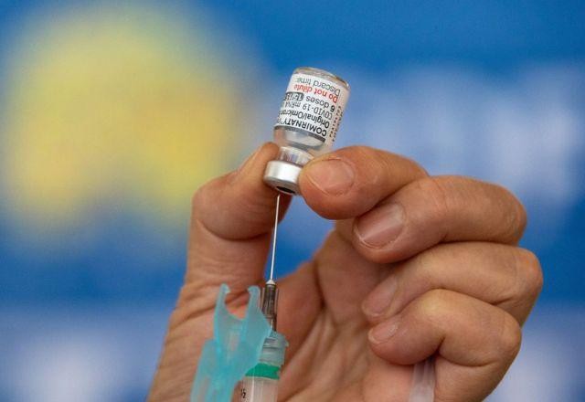 Imagem da noticia SP: Prefeitura começa a aplicar vacina bivalente em maiores de 40 anos