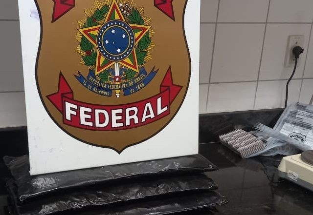 Imagem da noticia Holandesa é presa com 8,5kg de drogas em aeroporto do Rio