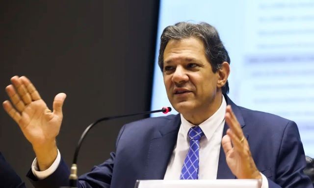 Imagem da noticia Após falas de Lula sobre não cumprir meta fiscal, Haddad diz que declarações foram tiradas de contexto 