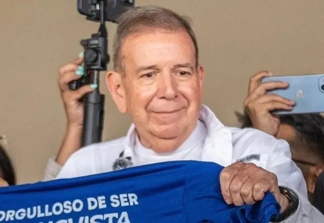 Edmundo González deixa a Venezuela e se asila na Espanha