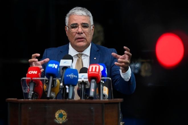 Imagem da noticia Novo volta a pedir impeachment de Toffoli após indícios de proximidade em celular de Vorcaro