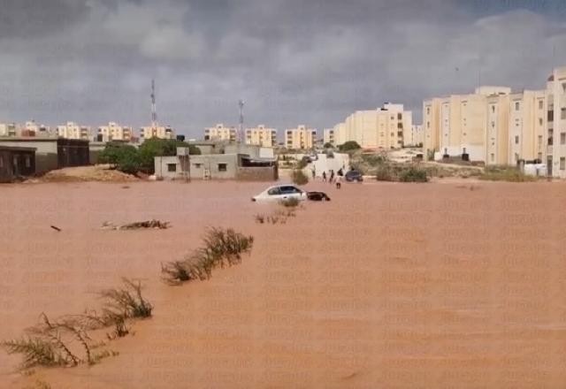 Imagem da noticia Número de mortes após tempestade na Líbia dobra e passa de 5 mil