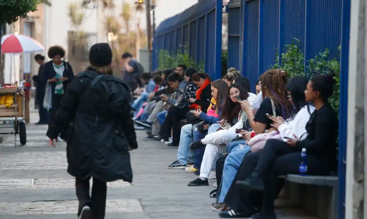 Imagem da noticia Entenda as notas de corte para ter a redação corrigida no Enem dos Concursos