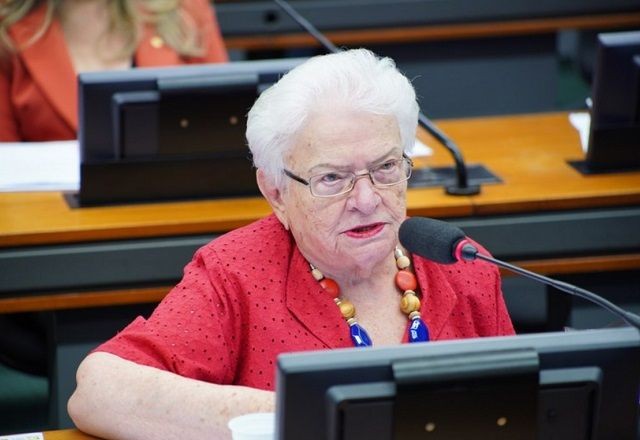 Imagem da noticia Luiza Erundina permanece disposta e deve deixar UTI na sexta-feira (7)