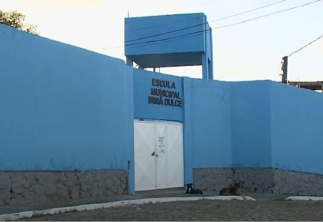 Imagem da noticia Aulas são suspensas em bairros de Salvador após morte de três PMs