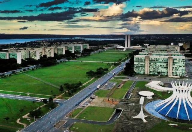 Imagem da noticia Lira sobre reforma administrativa: "Parabenizo apoiadores e críticos"