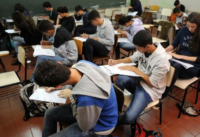 Imagem da noticia Governo anuncia ampliação de público-alvo do programa Pé-de-Meia