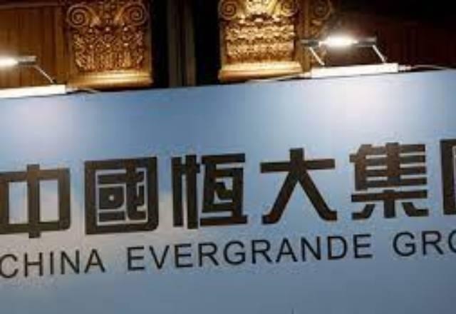 Imagem da noticia "Vamos sair deste momento sombrio" diz presidente da Evergrande