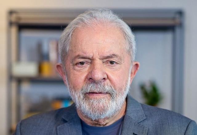 Lewandowski suspende ação penal contra Lula por compra de caças suecos