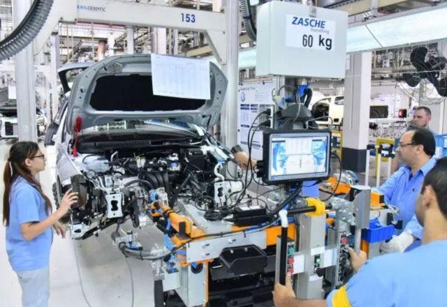Imagem da noticia Mesmo com queda em dezembro, indústria cresce 3,1% em 2024, diz IBGE