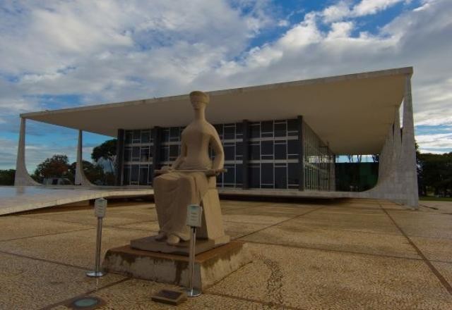 Imagem da noticia Desde o início da pandemia, STF proferiu mais de 13 mil decisões sobre a covid