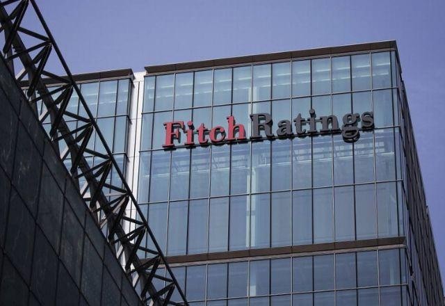 Imagem da noticia Agência Fitch eleva nota de crédito do Brasil; perspectiva segue estável