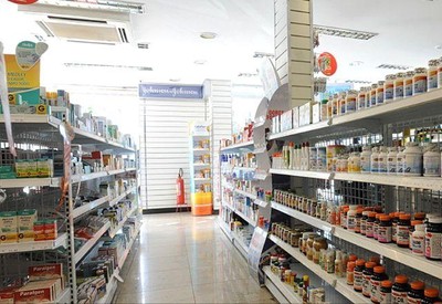 Conselho Federal de Medicina contesta autorização para farmacêuticos prescreverem medicamentos