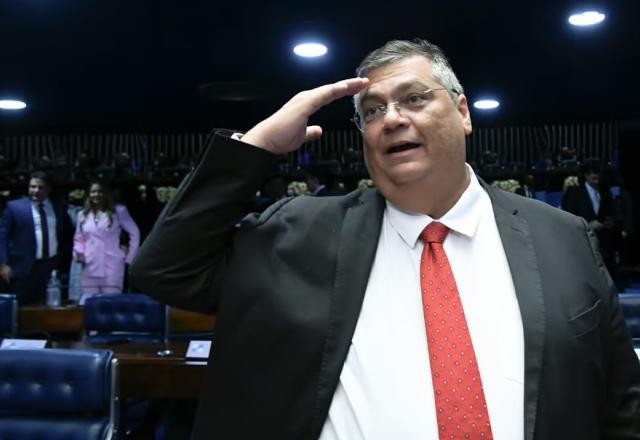 Imagem da noticia Poder Expresso: Deputados pedem indiciamento de G. Dias por 8/1; Dino diz que ministro não tem ideologia e mais