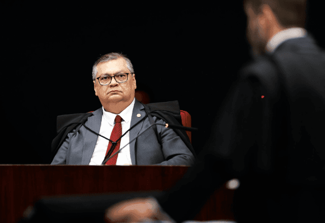 Imagem da noticia Dino suspende emendas destinadas a 13 ONGs que não cumprem critérios de transparência