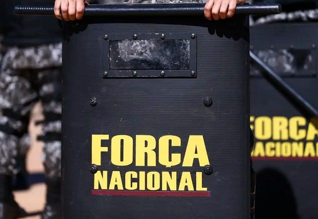 Primeiro grupo da Força Nacional chega a Mossoró para atuar nas buscas a fugitivos