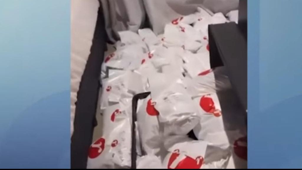 Imagem da noticia Polícia do Rio investiga casal suspeito de furtar roupas para revenda online 