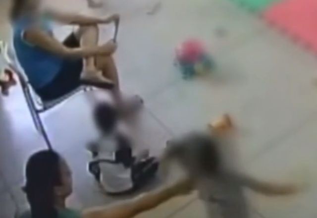 Imagem da noticia Professora é indiciada por maus-tratos após empurrar menino de 3 anos no chão em creche de SP