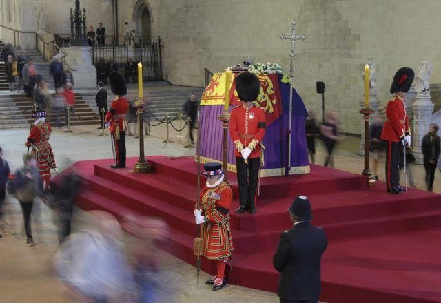 Imagem da noticia Presidente Bolsonaro fica sem tradutor para eventos em Londres