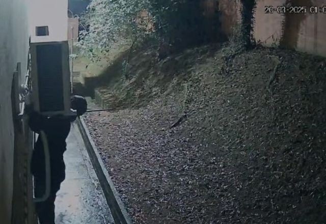 Imagem da noticia Homem é flagrado tentando furtar ar-condicionado de UBS no ABC Paulista