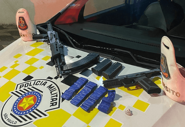 Imagem da noticia Passageira é presa com fuzil e munições em ônibus com destino a SP