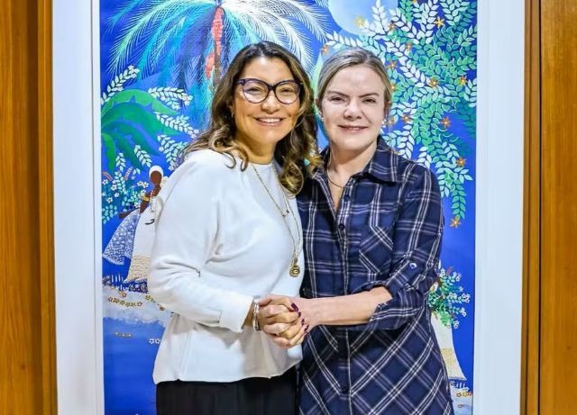 Imagem da noticia Gleisi Hoffman defende criação de cargo honorífico para Janja: “É importante que ela preste contas”
