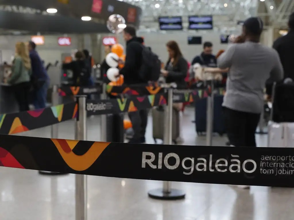 Imagem da noticia PF prende homem em flagrante por estupro de criança no aeroporto do Galeão