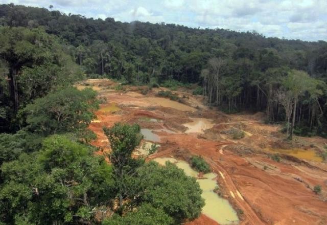 Imagem da noticia Governo planeja operações em mais seis terras indígenas