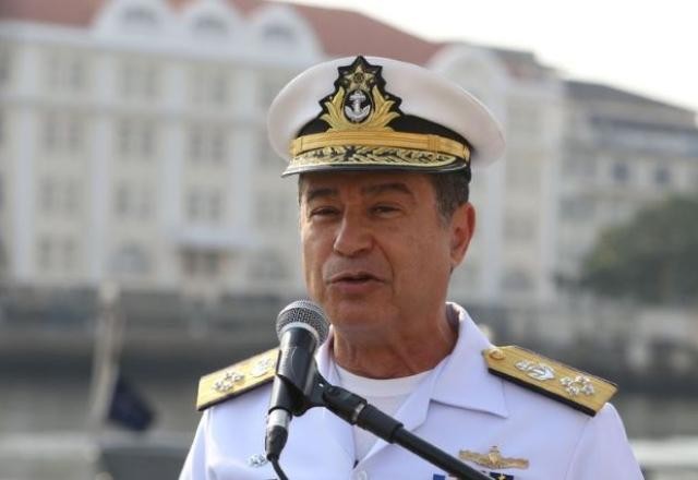 Imagem da noticia CPMI vai votar convocação de ex-comandante da Marinha sobre "golpe"