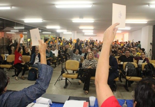 Imagem da noticia Universidades federais: professores decidem encerrar greve