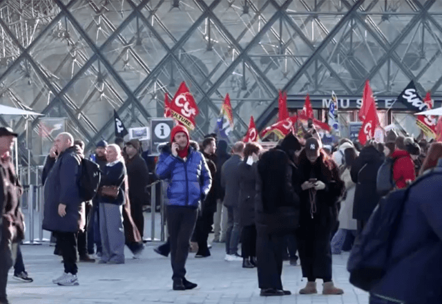 Imagem da noticia Greve fecha Louvre nesta segunda (15) em meio a reivindicações por melhores condições de trabalho