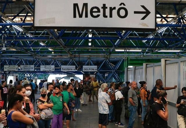 Imagem da noticia Metrô, CPTM e Sabesp entram em greve em SP; Senado aprova texto do Desenrola