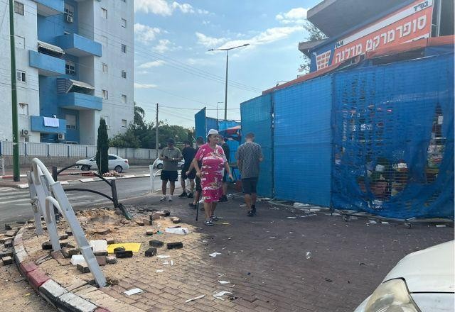 Imagem da noticia Foguetes atingem área residencial próximo à Faixa de Gaza