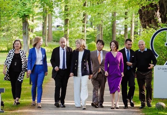 Imagem da noticia G7 diz que não reconhecerá fronteiras modificadas à força pela Rússia
