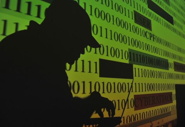 Imagem da noticia PF diz STF que milícia digital usa estrutura do "gabinete do ódio"