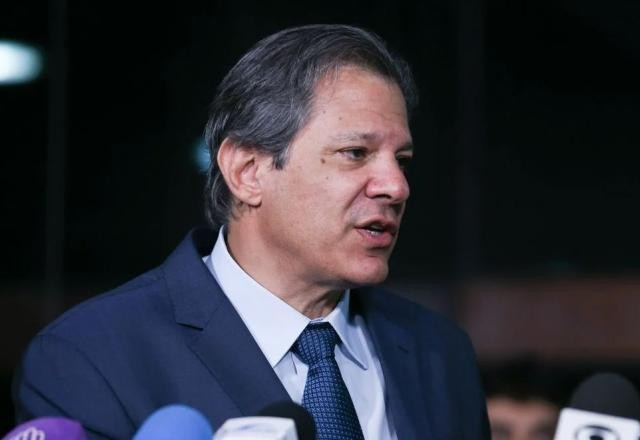 Imagem da noticia Isenção para quem ganha até R$ 5 mil e “um pouco mais” para quem ganha mais de R$ 50 mil; veja mudanças no IR