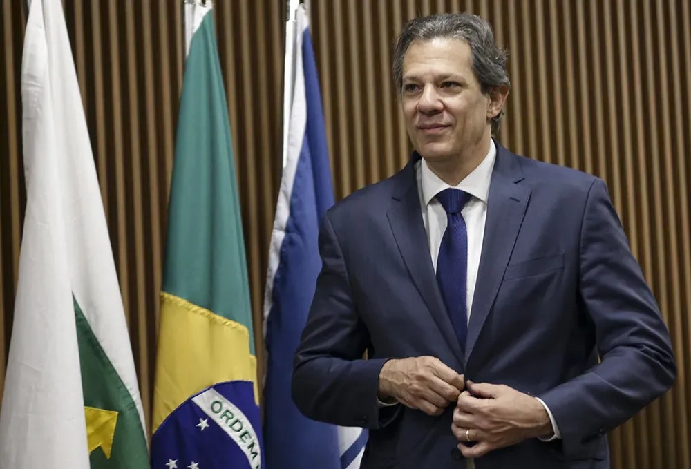 Imagem da noticia Pressionado por Lira, Haddad recua e aceita tratar de desoneração da folha em projeto de lei