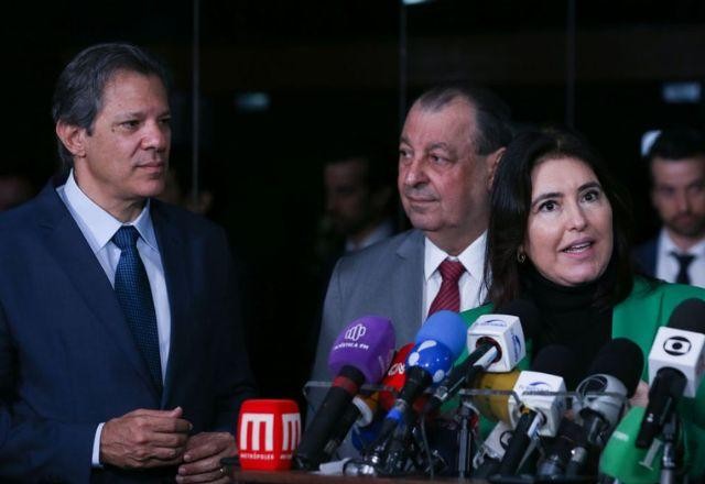 Imagem da noticia Aziz confirma que vai tirar Fundeb e fundo do DF do limite de gastos