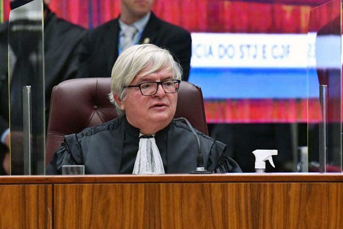 Imagem da noticia STJ implementa Inteligência Artificial para ajudar na análise de petições